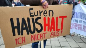 Plakat Demo gegen Kürzungen